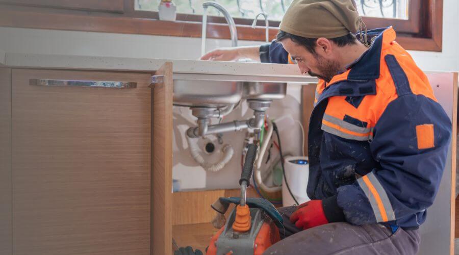 Professional septic tank pumping in Chaplin, CT